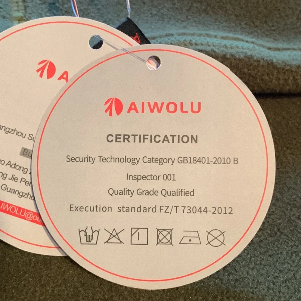 Aiwolu Unisex Neck Gaiter in Green